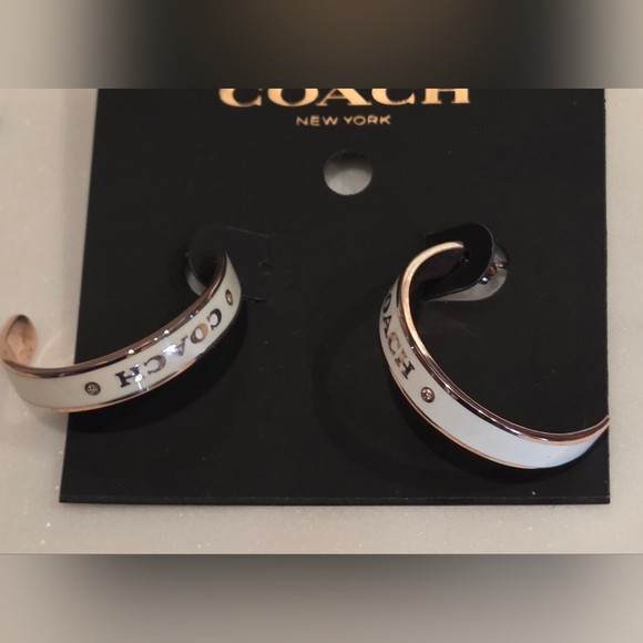*NIB* Coach White and Gold Enamel Earrings - Picture 2 of 8